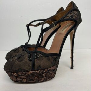 Valentino Garavani Floral Lace Platform T-strap Pump Heels Size 40 EU 9 US
